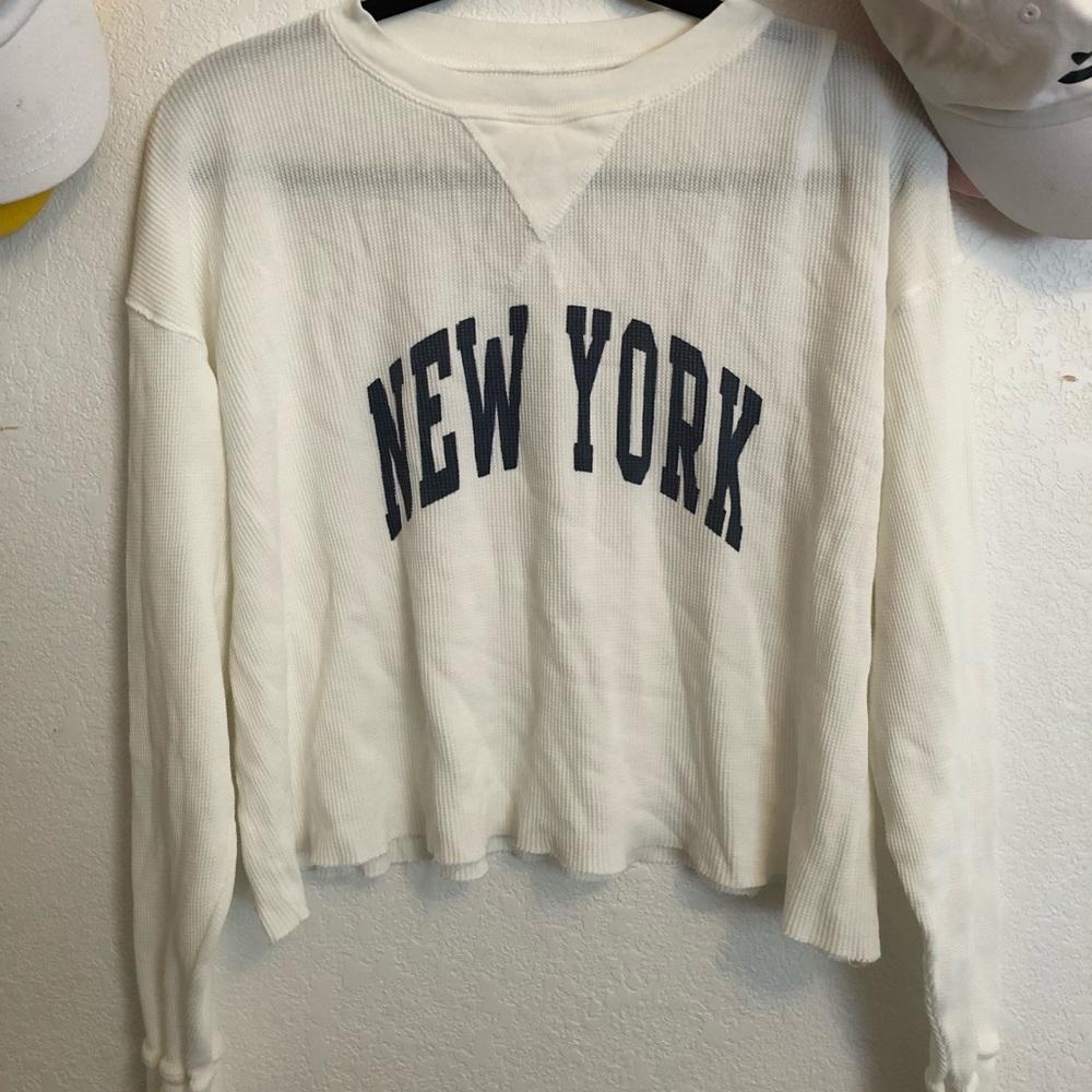 Brandy Melville NWOT thermal sweatshirt